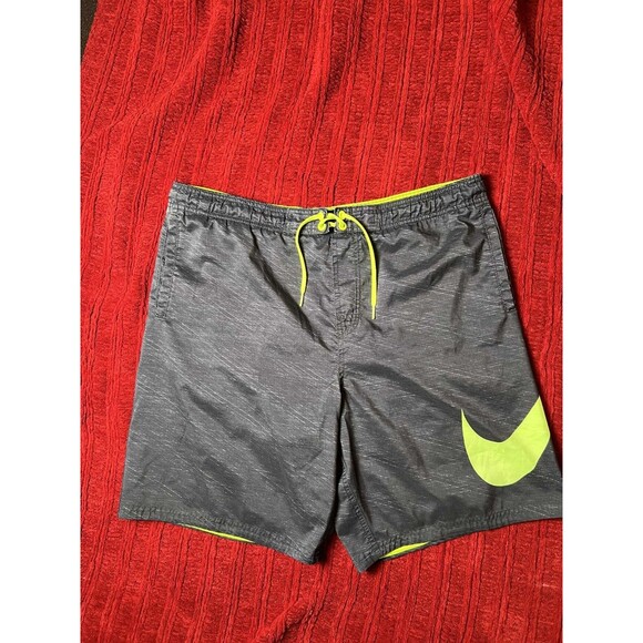 Nike Shorts Men’s Size Large Black Neon Green - Picture 1 of 7